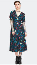 Load image into Gallery viewer, Venus Flytrap Print Midi Dress