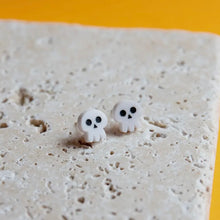 Load image into Gallery viewer, Skull Earrings