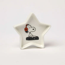 Load image into Gallery viewer, Peanuts Star Trinket Dish Superstar DJ