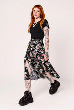 Load image into Gallery viewer, Dorian Skirt