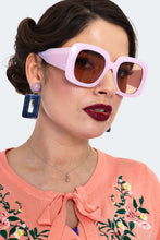 Load image into Gallery viewer, Oversized Pink Sunglasses
